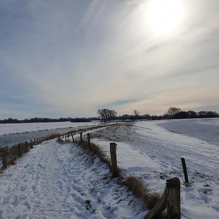 Landelijk Gelegen Boerderij Aan De Pothofweg Apartment Anevelde Luaran gambar