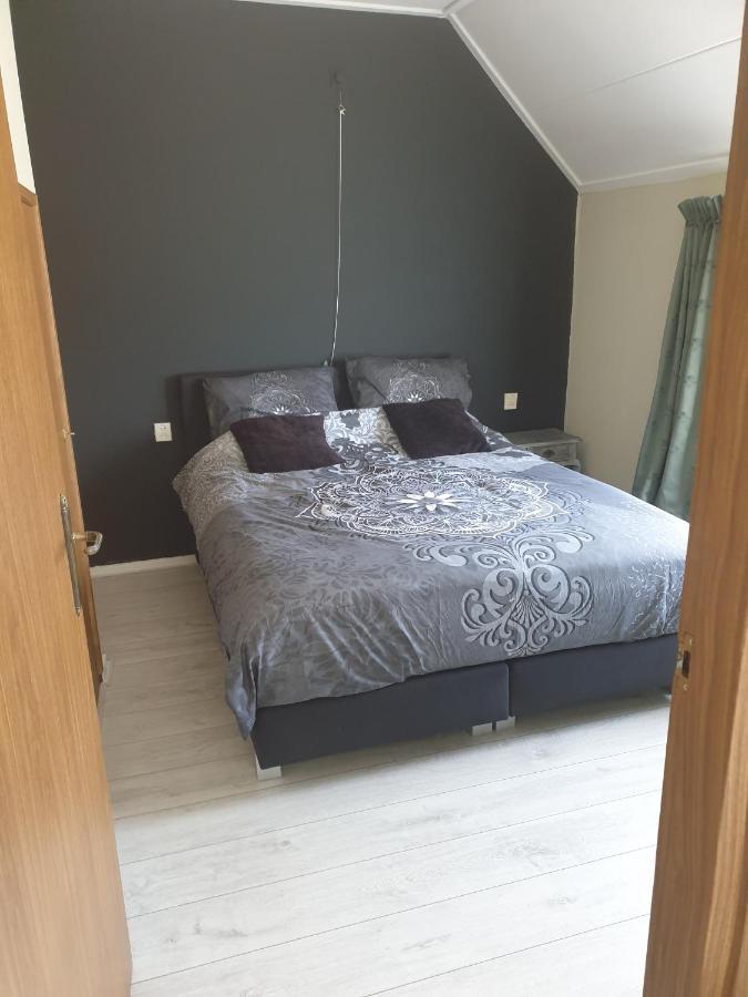 Landelijk Gelegen Boerderij Aan De Pothofweg Apartment Anevelde Luaran gambar